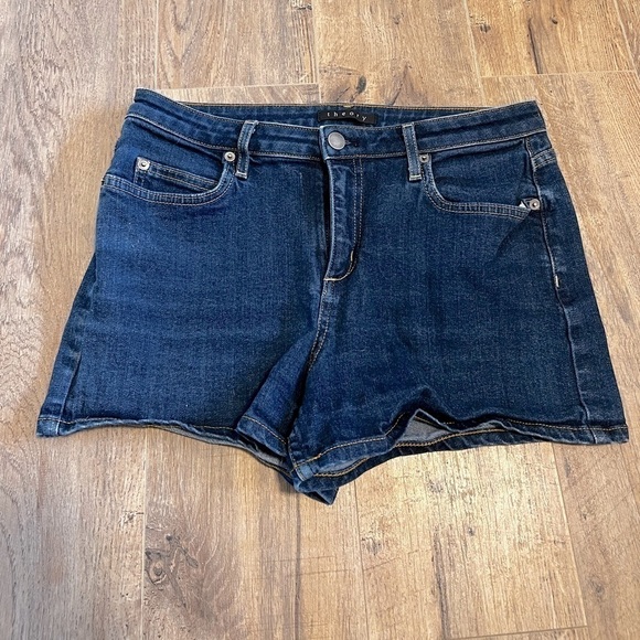 CLEAR-OUT Theory Denim Shorts Made in the USA 🇺🇸 - Picture 1 of 5